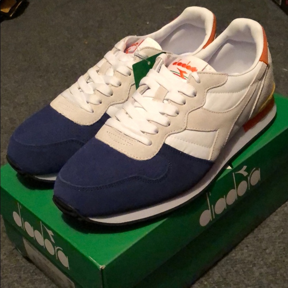 Men sneakers